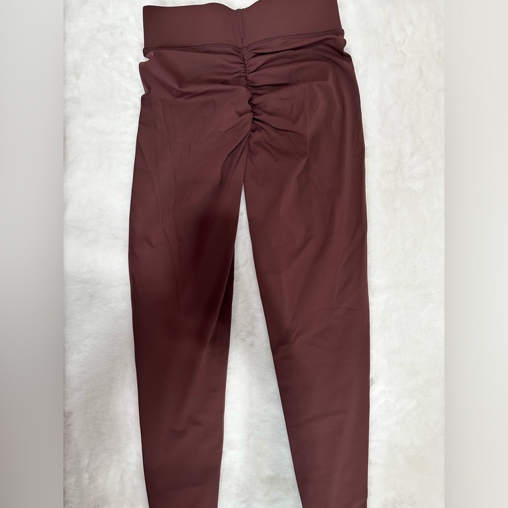 Scrunch Leggings-Shop Peachy Bunz